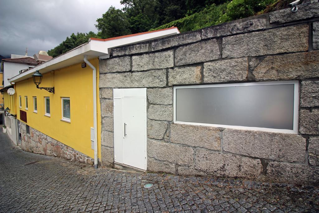 Geresiana Apartamentos Exterior foto